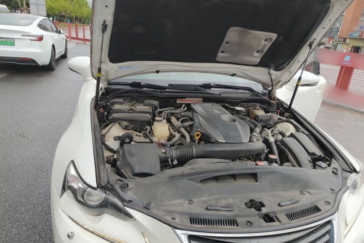 Used Lexus IS 2015 200T Leading Edition Engine Bay Right