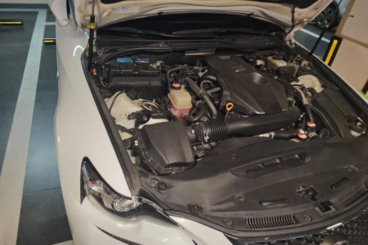 Used Lexus IS 2015 200t F SPORT Engine Bay Right