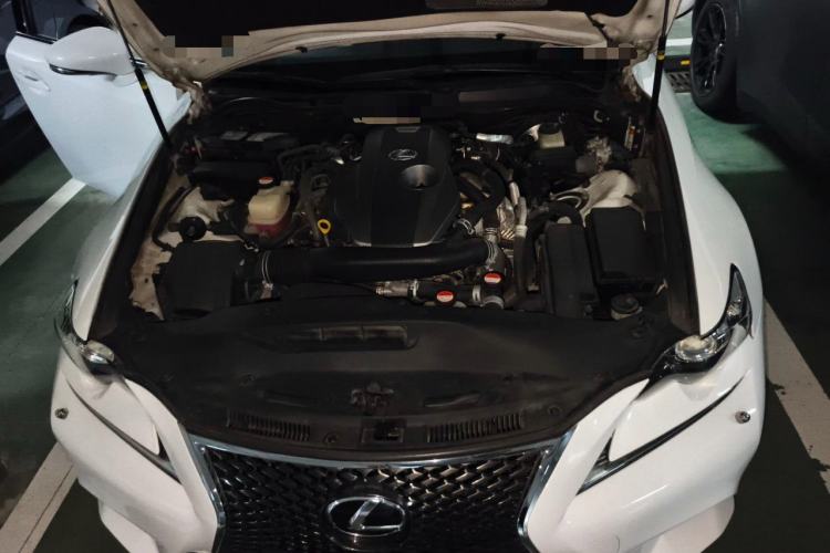 Used Lexus IS 2015 200t F SPORT Engine Bay