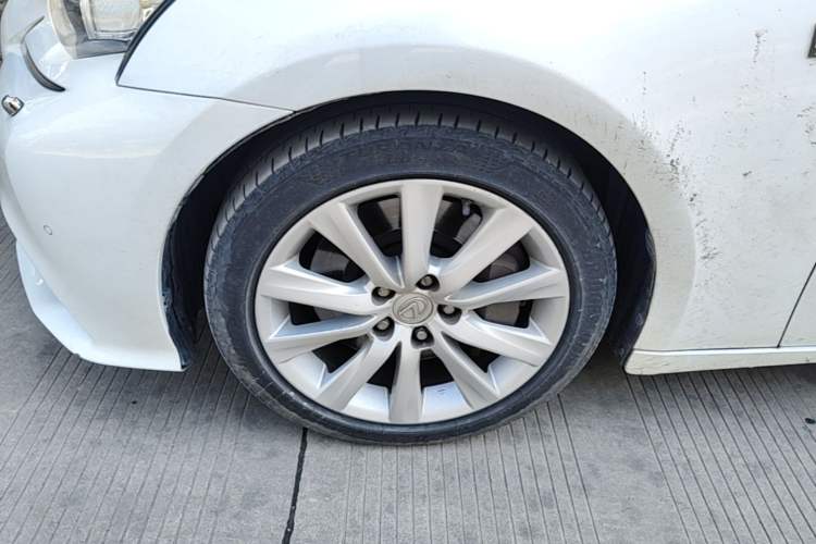 Used Lexus IS 2015 200t F SPORT Exterior 4