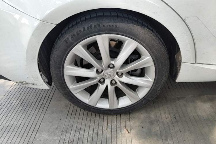 Used Lexus IS 2015 200t F SPORT Exterior 5