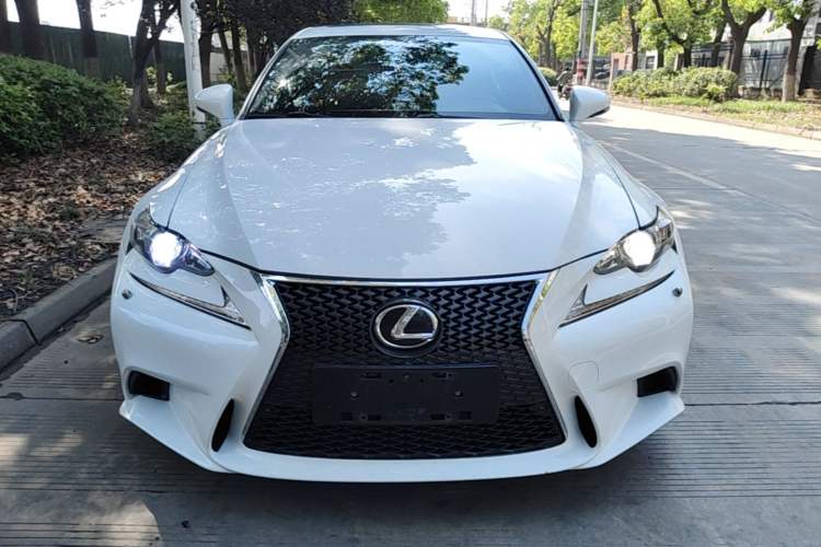 Used Lexus IS 2015 200t F SPORT Front