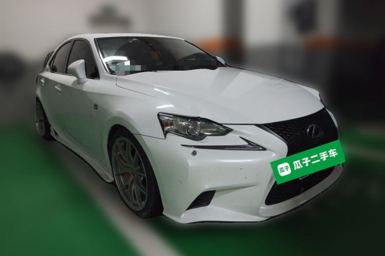 Used Lexus IS 2015 200t F SPORT Front Right 45 Deg