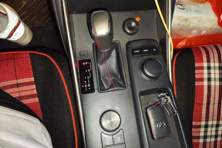 Used Lexus IS 2015 200t F SPORT Gear Lever