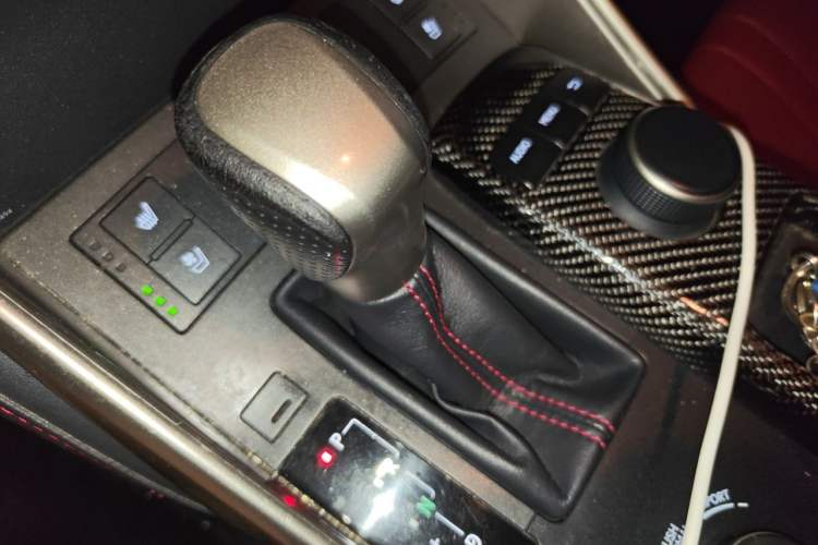 Used Lexus IS 2015 200t F SPORT Gear Lever
