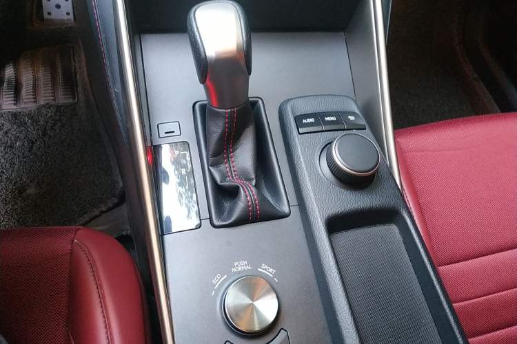 Used Lexus IS 2015 200t F SPORT Gear Lever