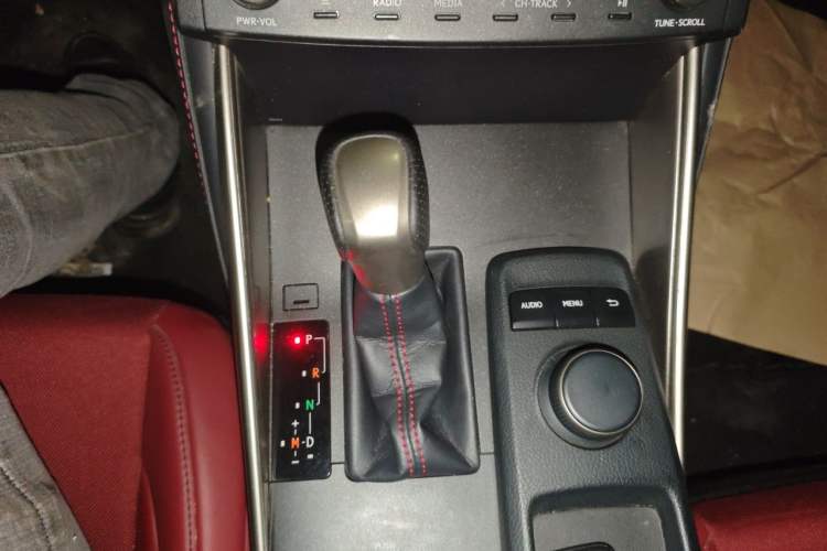 Used Lexus IS 2015 200t F SPORT Gear Lever