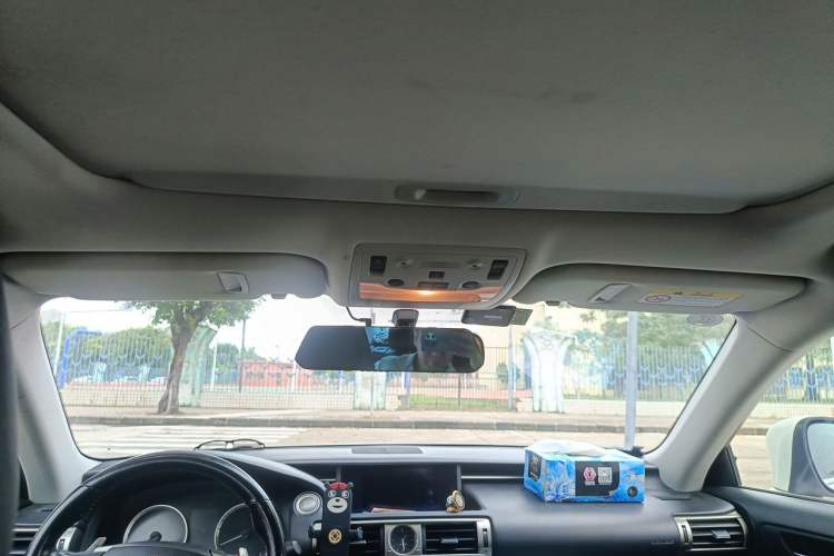 Used Lexus IS 2015 200T Leading Edition Headliner