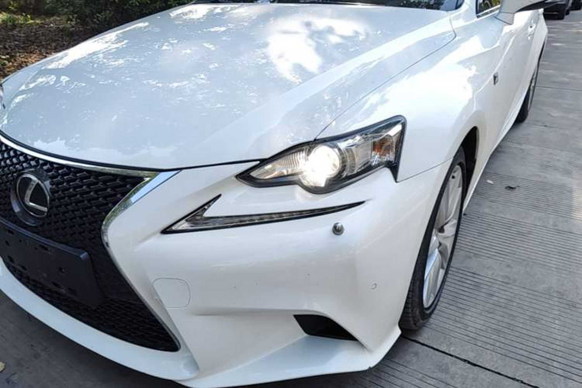 Used Lexus IS 2015 200t F SPORT Left Front Headlight