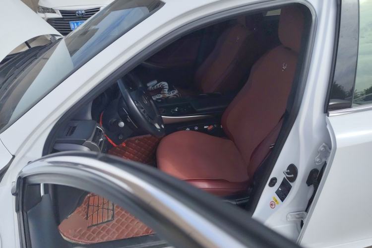 Used Lexus IS 2015 200t F SPORT Left Front Seat
