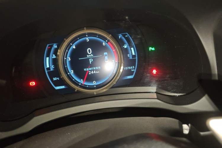 Used Lexus IS 2015 200t F SPORT Odometer Close Up