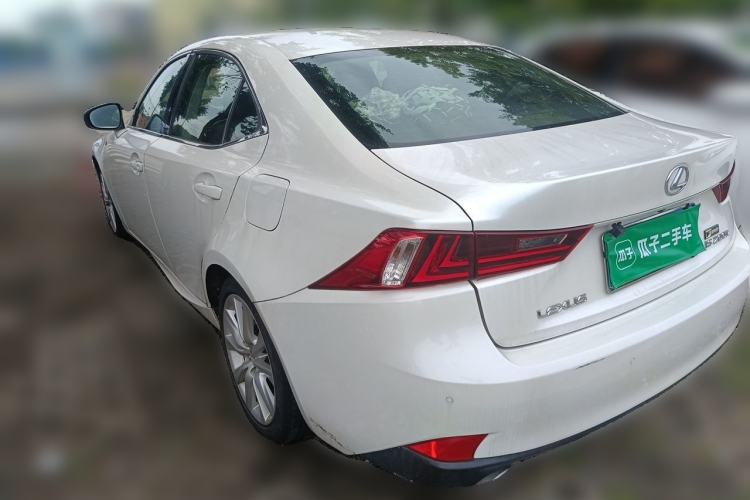 Used Lexus IS 2015 200T Leading Edition Rear Left 45 Deg