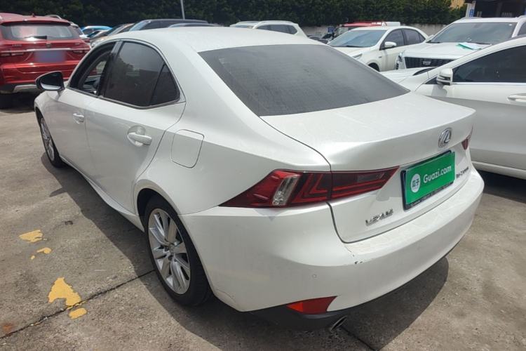 Used Lexus IS 2015 200T Leading Edition Rear Left 45 Deg