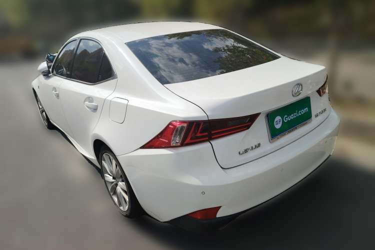 Used Lexus IS 2015 200t F SPORT Rear Left 45 Deg