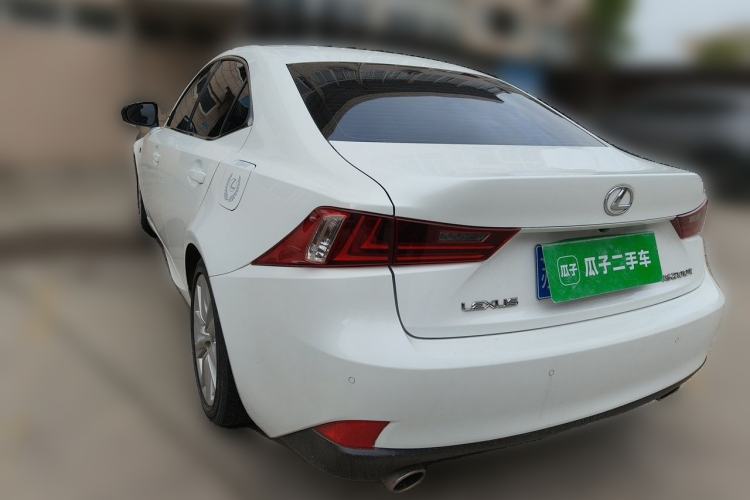 Used Lexus IS 2015 200t F SPORT Rear Left 45 Deg
