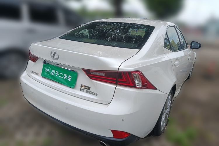 Used Lexus IS 2015 200T Leading Edition Rear Right 45 Deg