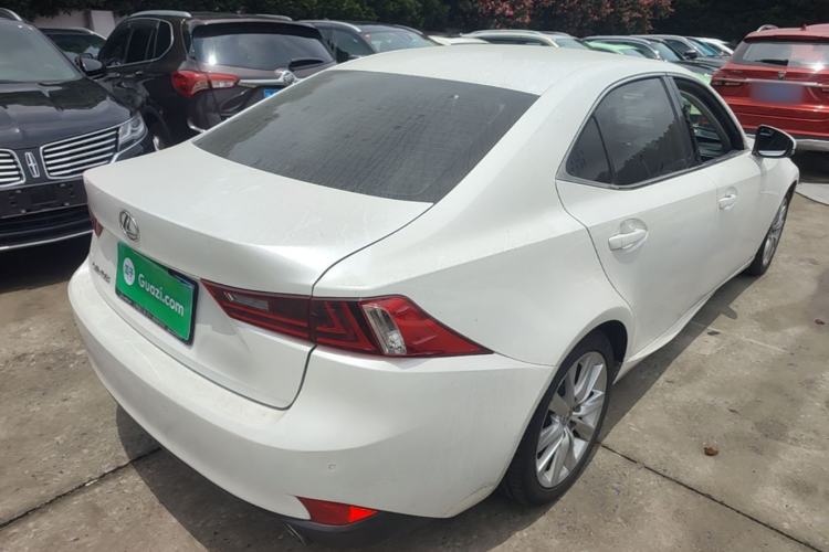 Used Lexus IS 2015 200T Leading Edition Rear Right 45 Deg