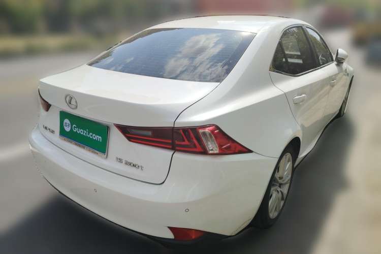 Used Lexus IS 2015 200t F SPORT Rear Right 45 Deg
