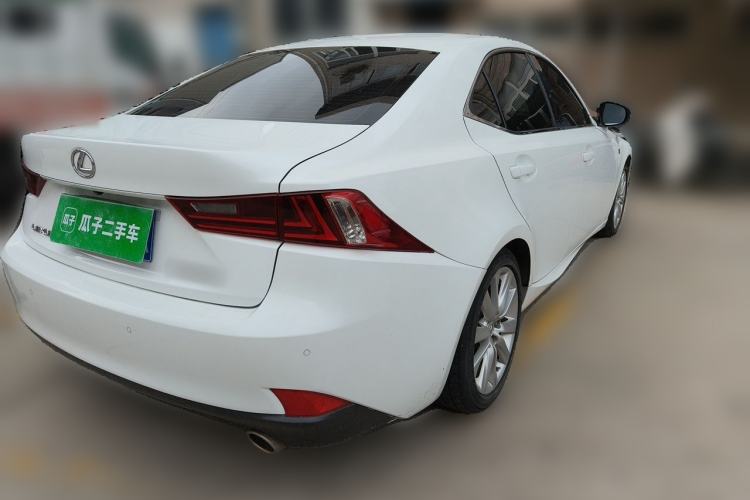 Used Lexus IS 2015 200t F SPORT Rear Right 45 Deg
