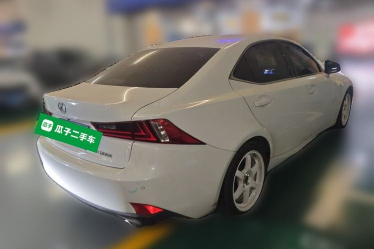 Used Lexus IS 2015 200t F SPORT Rear Right 45 Deg