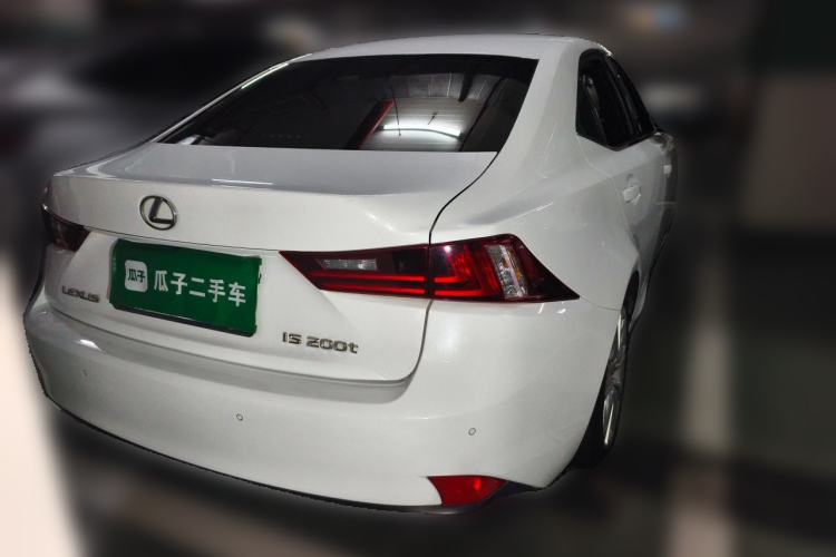 Used Lexus IS 2015 200t F SPORT Rear