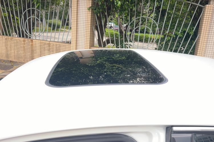 Used Lexus IS 2015 200t F SPORT Roof