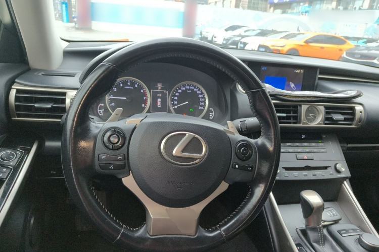 Used Lexus IS 2015 200T Leading Edition Steering Wheel