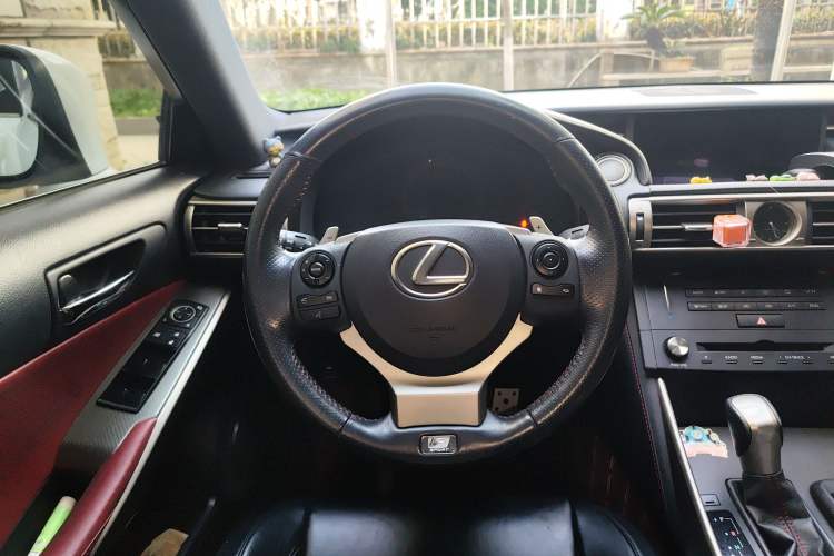 Used Lexus IS 2015 200t F SPORT Steering Wheel