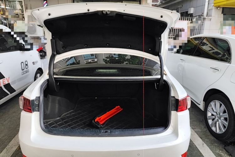 Used Lexus IS 2015 200t F SPORT Trunk
