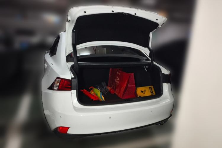 Used Lexus IS 2015 200t F SPORT Trunk