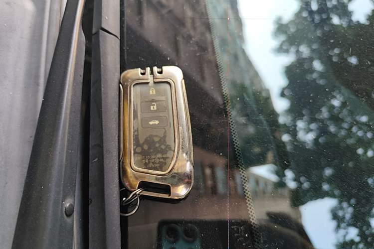 Used Lexus IS 2015 200t F SPORT Vehicle Key