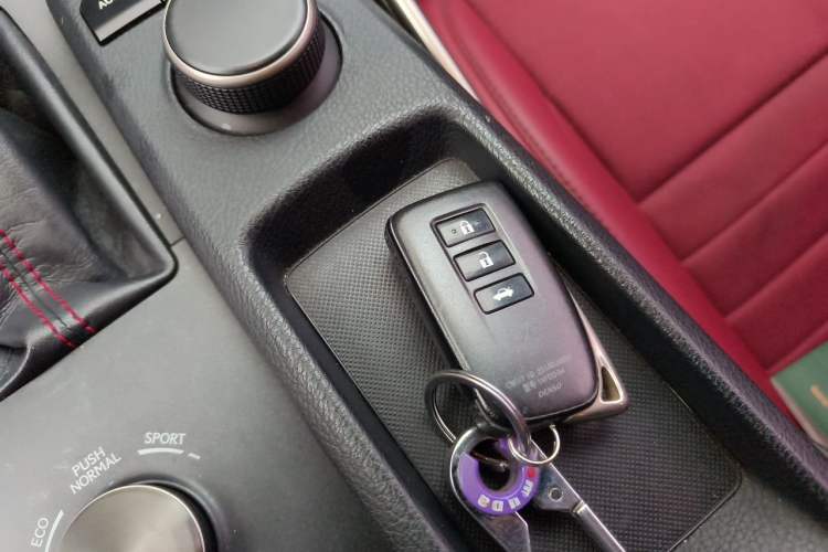 Used Lexus IS 2015 200t F SPORT Vehicle Key
