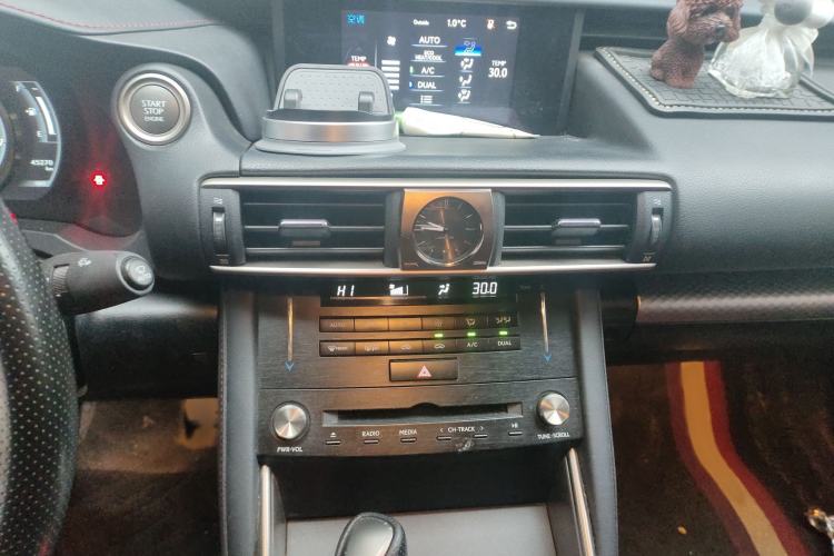 Used Lexus IS 2017 300 F SPORT Edition Audio And AC Panel