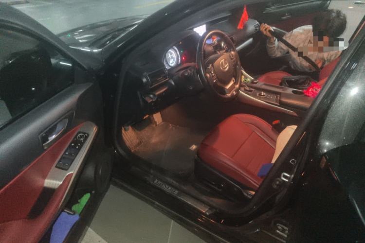 Used Lexus IS 2017 300 F SPORT Edition Driver Seat