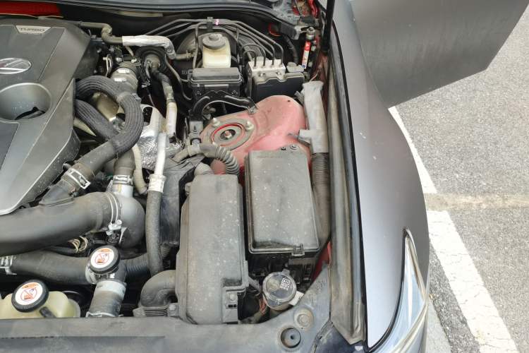 Used Lexus IS 2017 300 Leading Edition Engine Bay Left