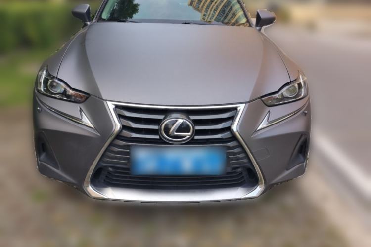 Used Lexus IS 2017 300 Leading Edition Front