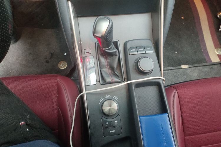 Used Lexus IS 2017 300 F SPORT Edition Gear Lever