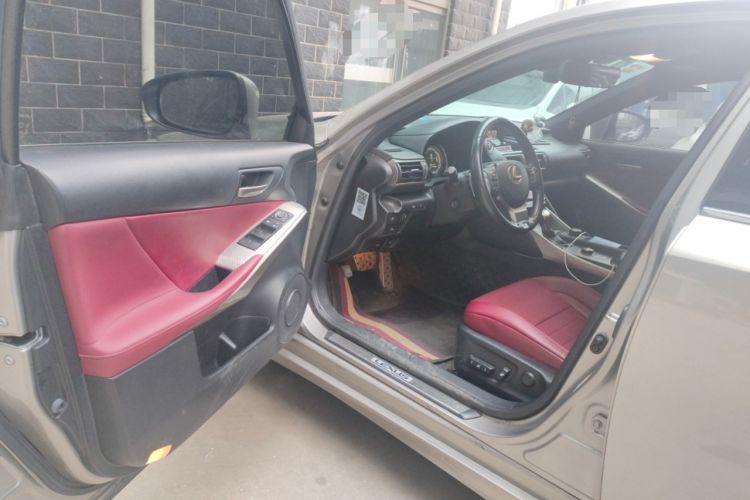 Used Lexus IS 2017 300 F SPORT Edition Interior 3