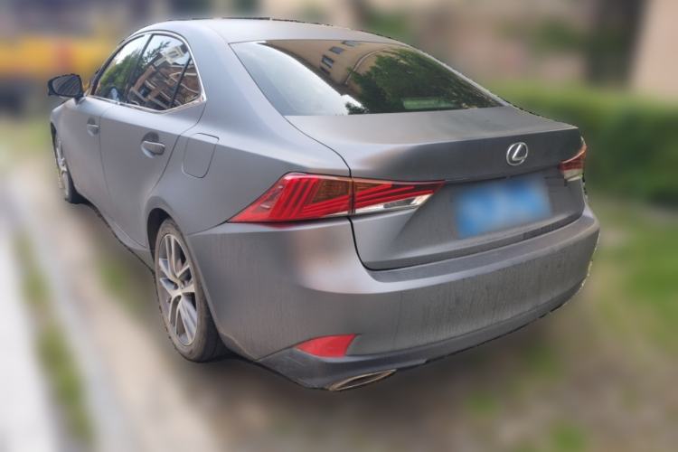 Used Lexus IS 2017 300 Leading Edition Rear Left 45 Deg