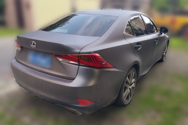 Used Lexus IS 2017 300 Leading Edition Rear Right 45 Deg