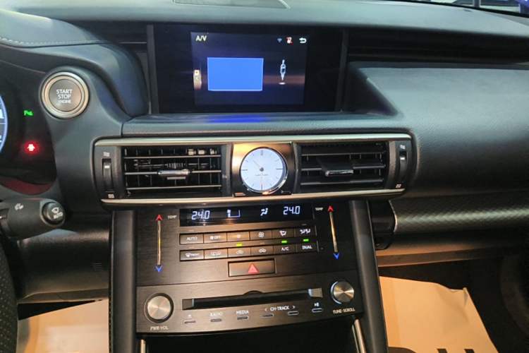 Used Lexus IS 2017 300 F SPORT Edition Audio And AC Panel
