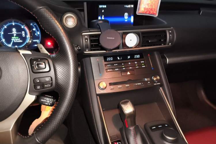 Used Lexus IS 2017 300 F SPORT Edition Audio And AC Panel