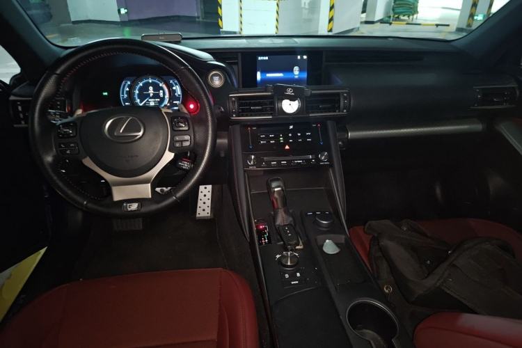 Used Lexus IS 2017 300 F SPORT Edition Center Console