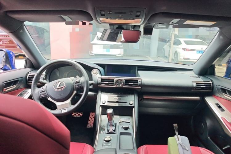 Used Lexus IS 2017 300 F SPORT Edition Center Console