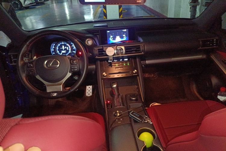 Used Lexus IS 2017 300 F SPORT Edition Center Console