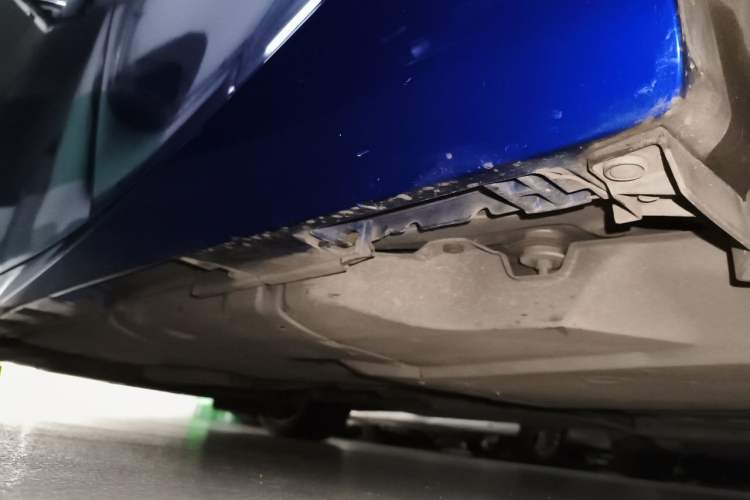 Used Lexus IS 2017 300 F SPORT Edition Chassis Rear Left