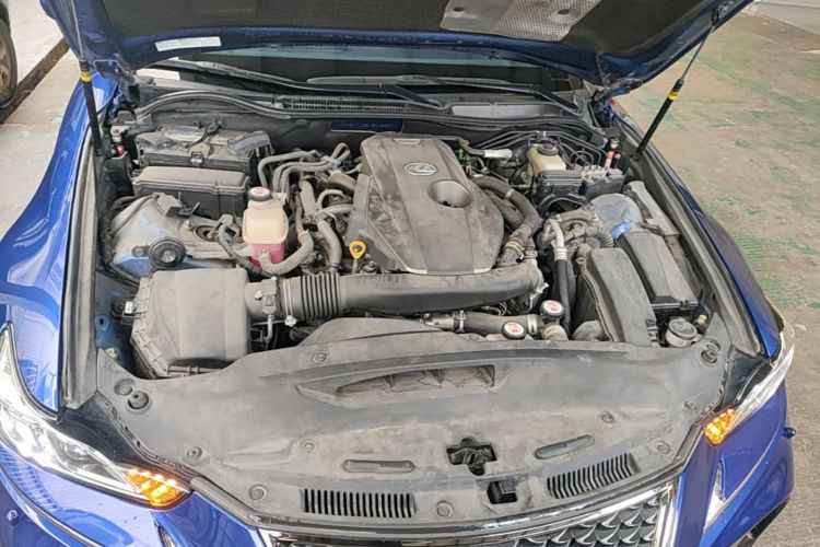 Used Lexus IS 2017 300 F SPORT Edition Engine Bay