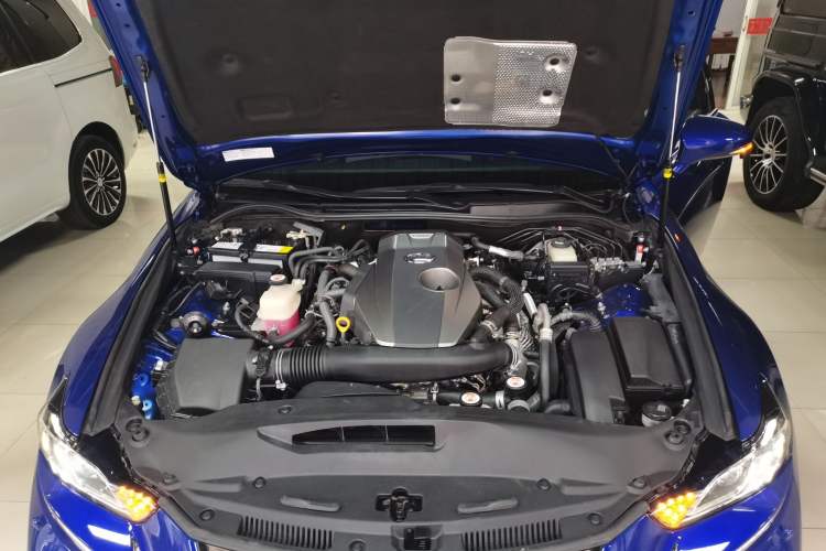 Used Lexus IS 2017 300 F SPORT Edition Engine Bay