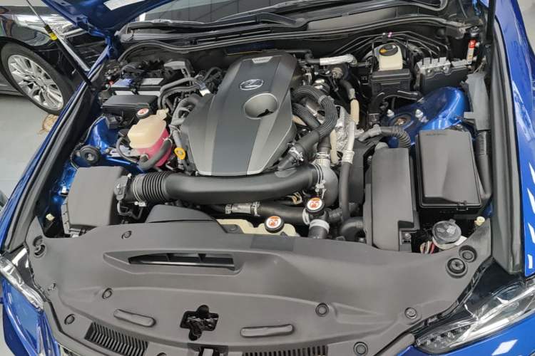 Used Lexus IS 2017 300 F SPORT Edition Engine Bay