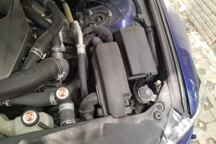 Used Lexus IS 2017 300 F SPORT Edition Engine Bay Left